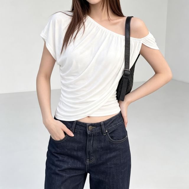 Cloud Nine-One-Shoulder Plain Ruched Crop T-Shirt