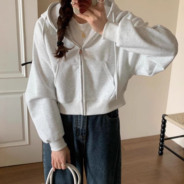 Cloud Nine-Plain Zip-Up Crop Hoodie