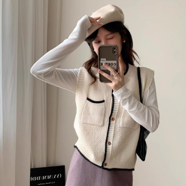 Cloud Nine-Round Neck Contrast Trim Button Up Sweater Vest