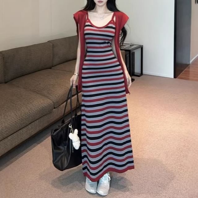 Cloud Nine-Set Plain Capelet Spaghetti Strap Scoop Neck Striped Maxi Sundress