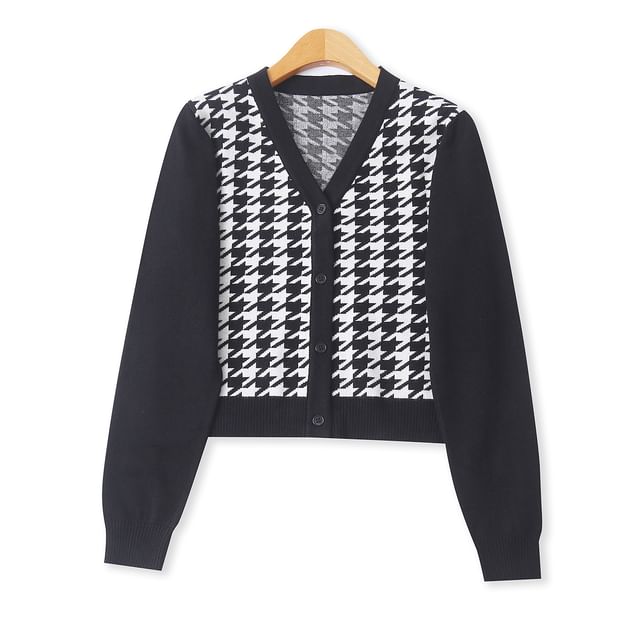 Colada-V-Neck Houndstooth Cardigan