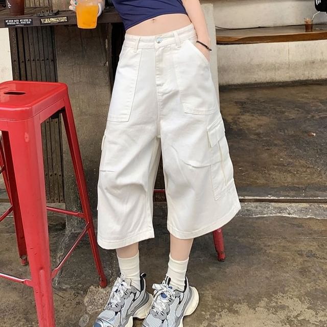 Coline-Low Rise Plain Capri Wide Leg Cargo Jeans