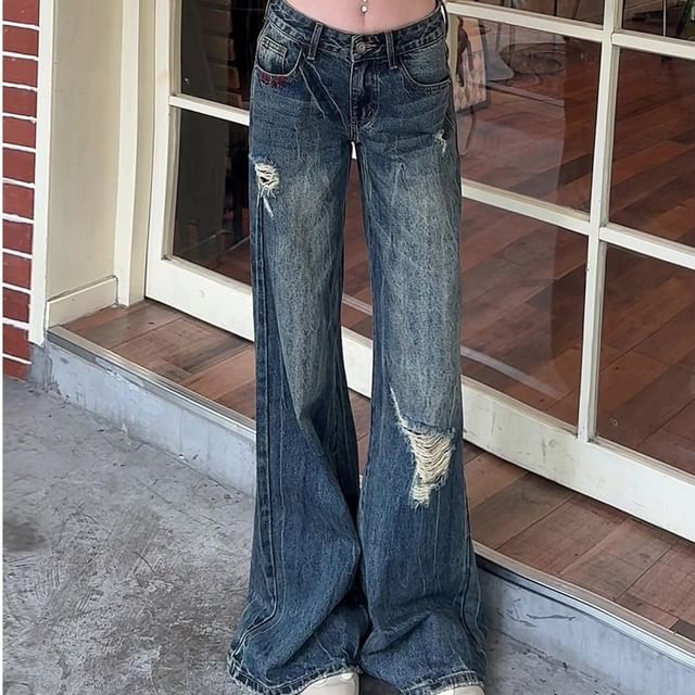 Coline-Low Rise Washed Distressed Flared Jeans