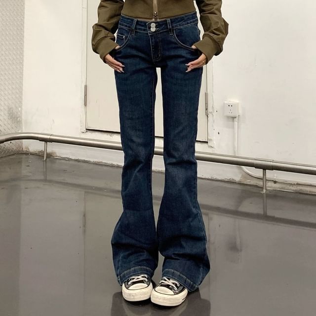 Coline-Low Rise Washed Flared Jeans