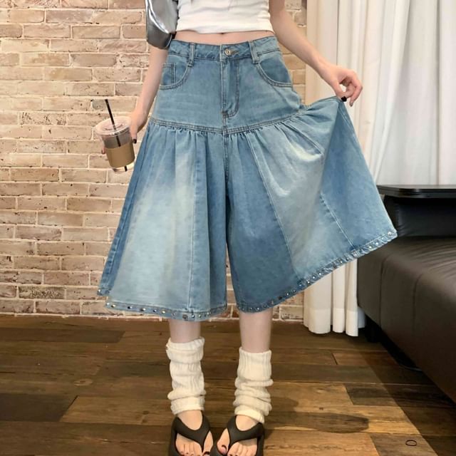Coline-Low Rise Washed Studded Denim Capri Culottes