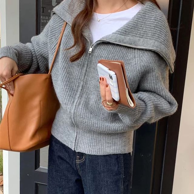 Coline-Zip-Up Plain Cardigan