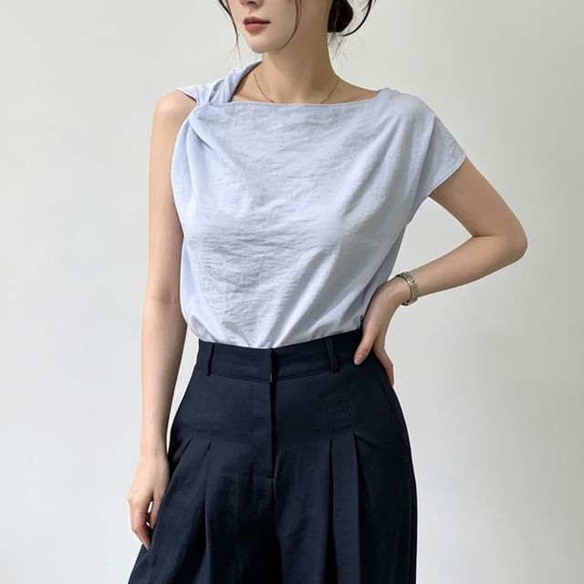 Coris-Cap-Sleeve V-Neck Plain Twisted T-Shirt