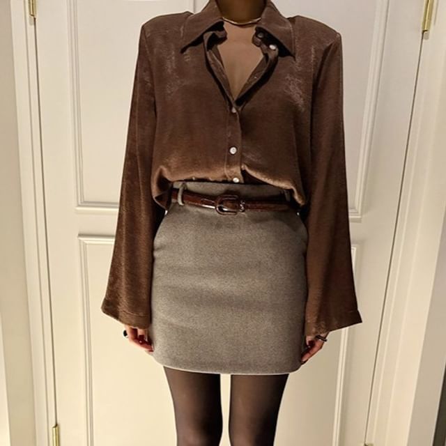 Coris-Flared-Sleeve Plain Shirt
