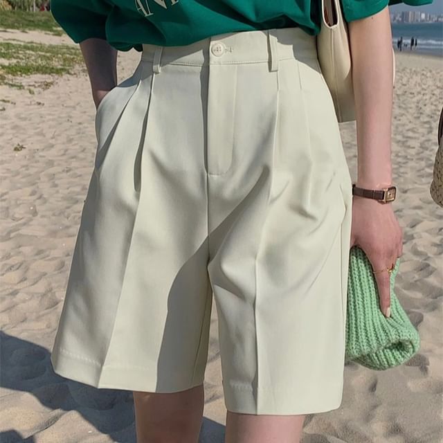 Coris-High Waist Plain Inverted Pleated Shorts