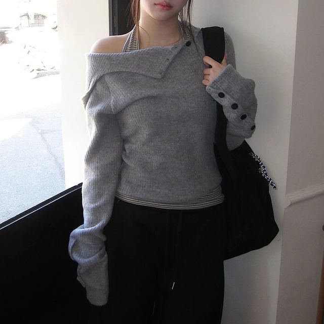 Coris-Plain Asymmetrical Buttoned Hoodie