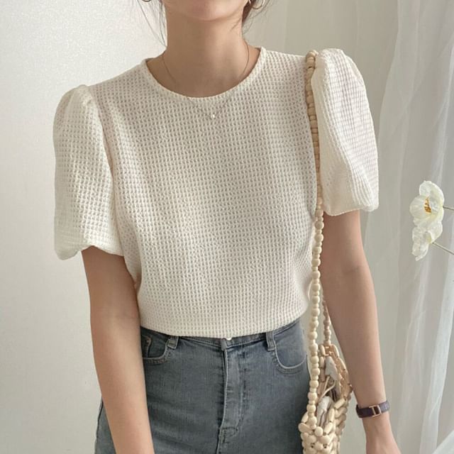 Coris-Puff-Sleeve Round Neck Plain Blouse