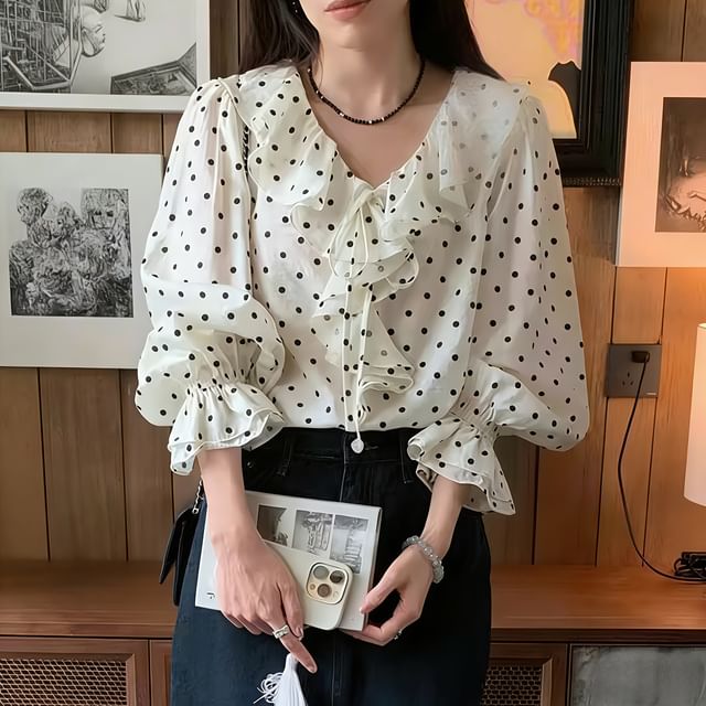 Coris-Puff-Sleeve V-Neck Dotted Ruffled Blouse