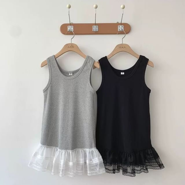 Coris-Scoop Neck Plain Lace Trim Ruffle Tank Top