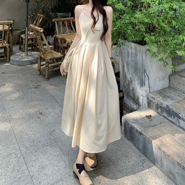 CRIBI-Spaghetti Strap V-Neck Plain Maxi A-Line Dress