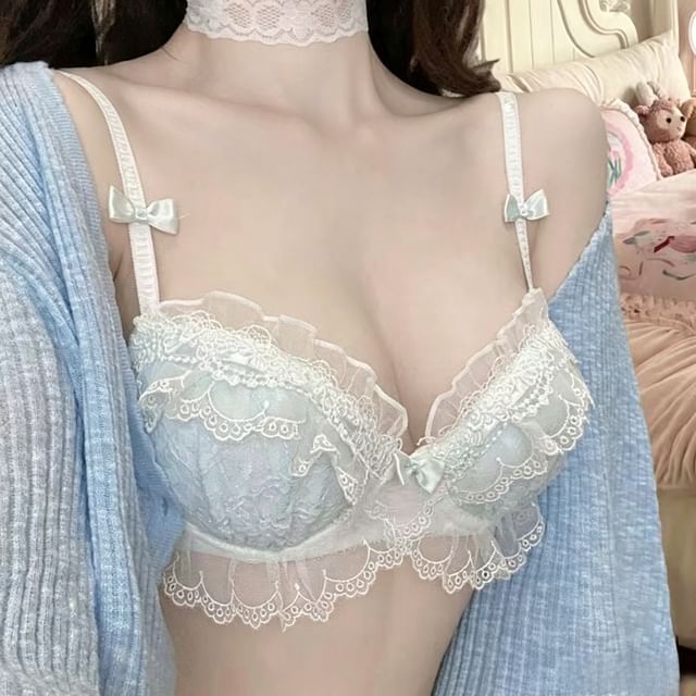 Croix-Bow Ruffle Panel Lace Wireless Bra Panty Set