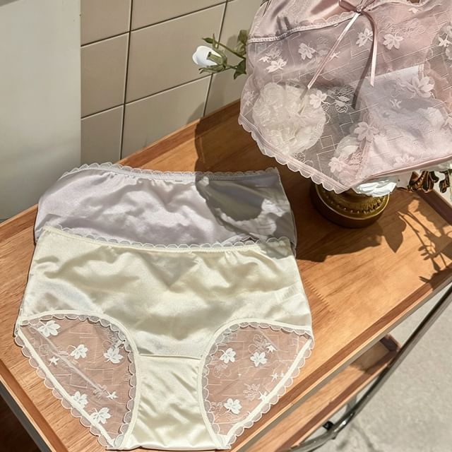 Croix-Lace Panel Panty