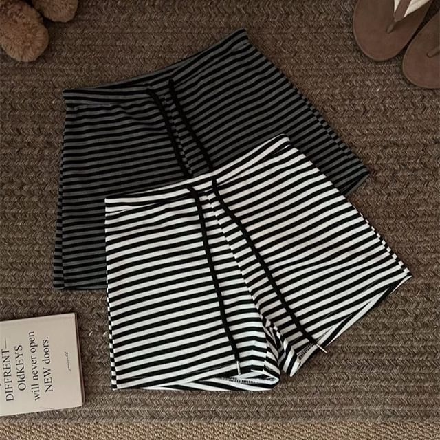 CUCURBIT-Drawstring Waist Striped Shorts