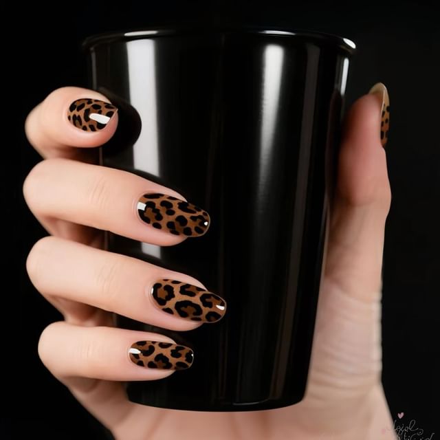 Cutip Nails-Leopard Print Almond Press On Nail