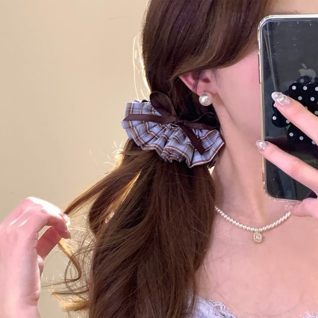 Daeuni-Bow Ruffle Banana Clip