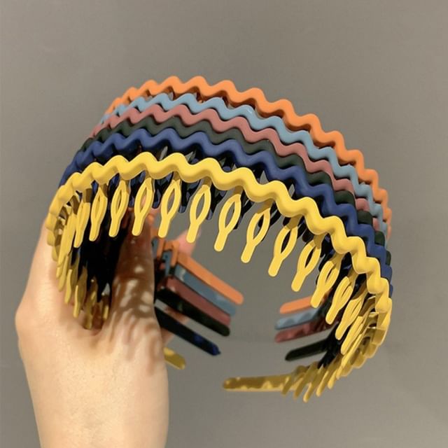 Daeuni-Matte Wavy Headband