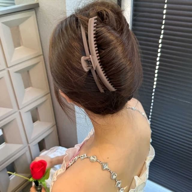 Daeuni-Plain Matte Hair Claw