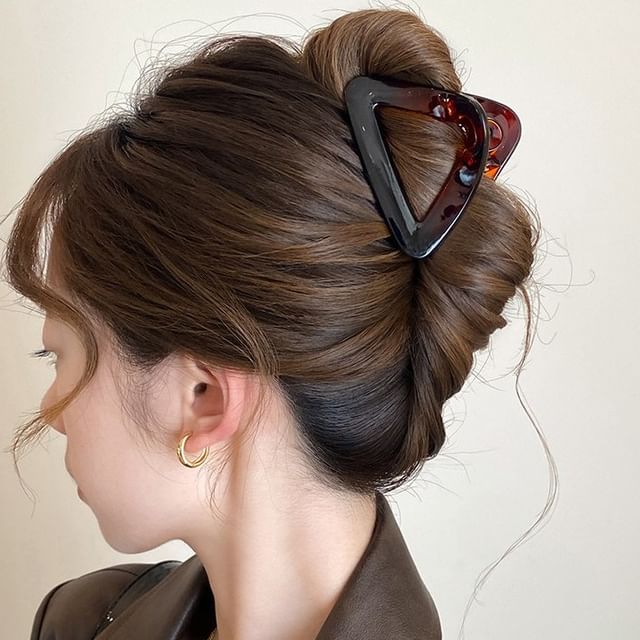 Daeuni-Triangle Hair Claw