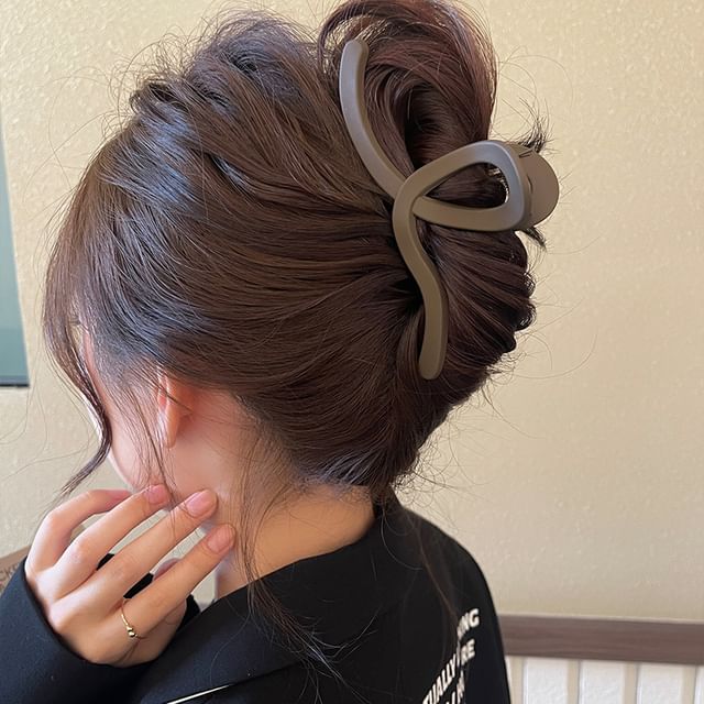Daeuni-Wavy Plastic Hair Claw Clip