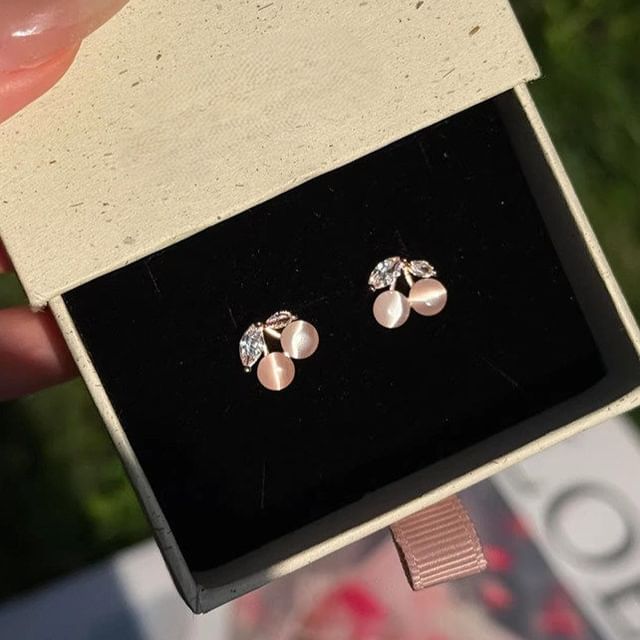 Dashiro-Beaded Stud Earring