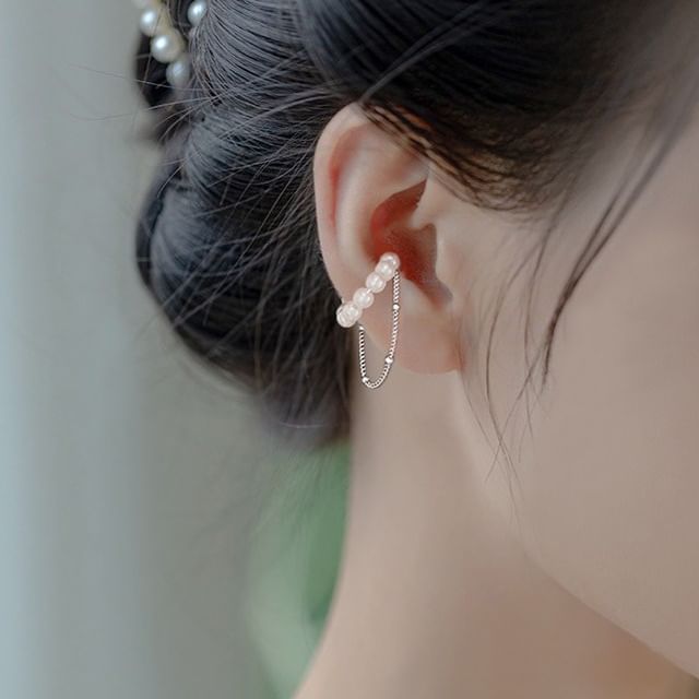 Dashiro-Faux Pearl Chain Layered Alloy Ear Cuff