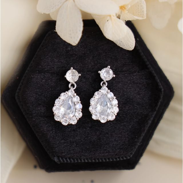 Dashiro-Teardrop Rhinestone Drop Earring Clip-On Earring