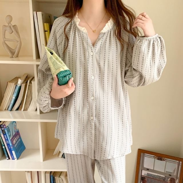Dazzli-Pajama Set Long-Sleeve Argyle Print Ruffled Button-Up Shirt Pants
