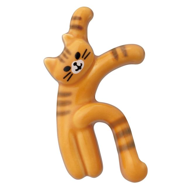 DECOLE CORPORATION-Cat Initial Chopsticks Rest K