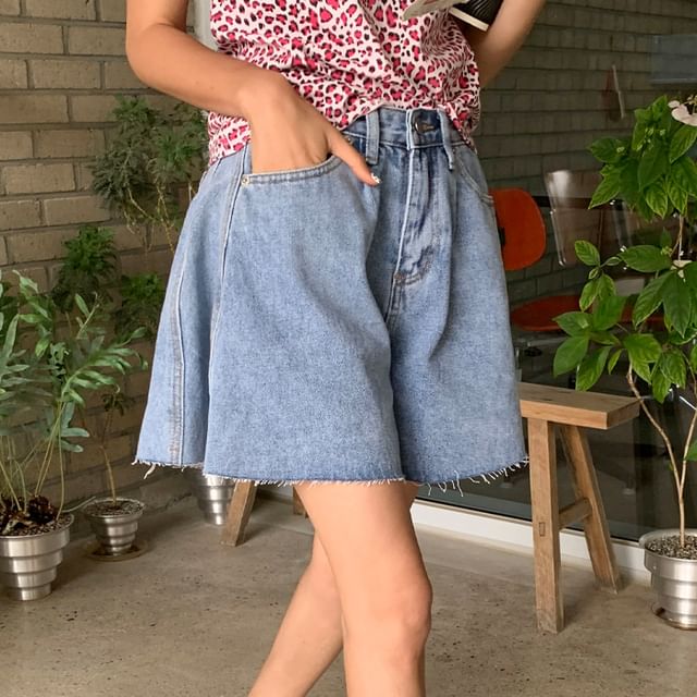 DEEPNY-Frayed Flared Denim Shorts