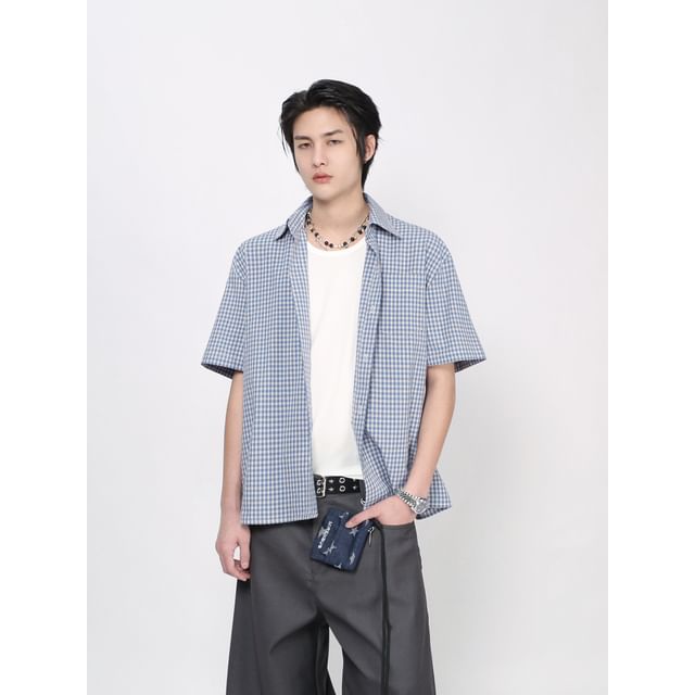 Derbundy-Short-Sleeve Collared Plaid Button Up Shirt