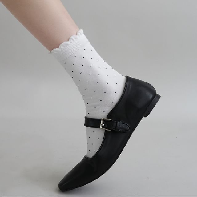 Desperim-Dotted Scallop Trim Socks