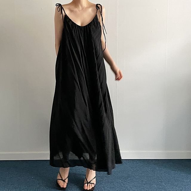Doowex-Spaghetti Strap V-Neck Plain Ruched Open Back Maxi Sundress