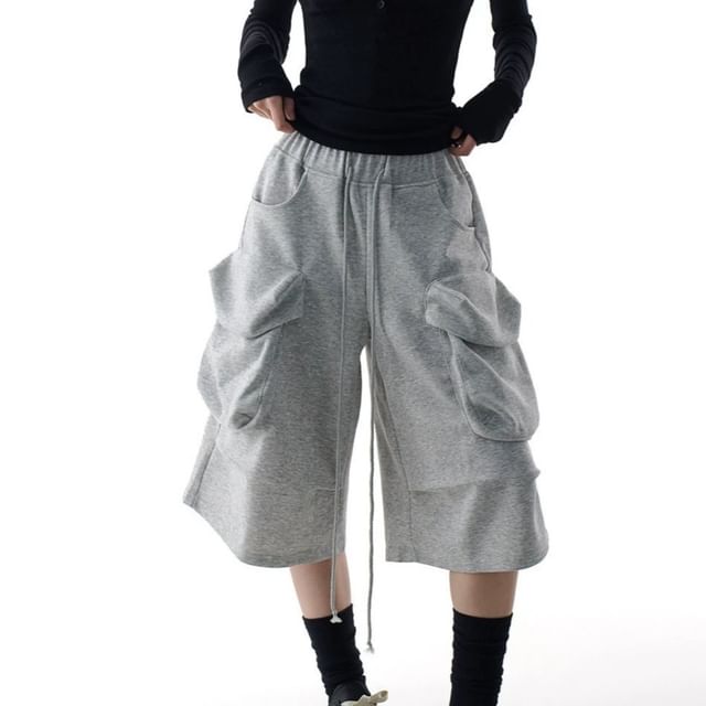 Dovitade-Drawstring Waist Plain Capri Wide Leg Cargo Sweatpants