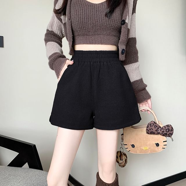 Dragan Pulse-Elastic Waist Plain Wide Leg Shorts