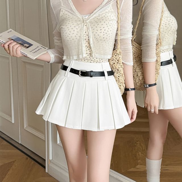 Dragan Pulse-High Waist Plain Mini Pleated Skorts