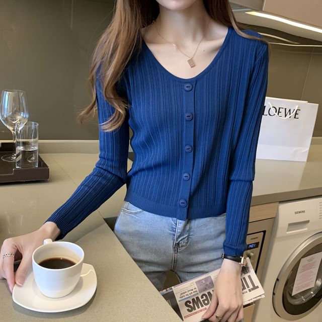 Dragan Pulse-Long-Sleeve Button-Up Plain Knit Top