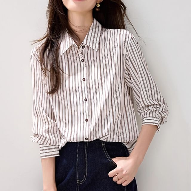 Dragan Pulse-Long-Sleeve Collared Striped Button Up Shirt