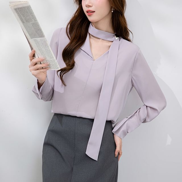 Dragan Pulse-Long-Sleeve V-Neck Plain Blouse