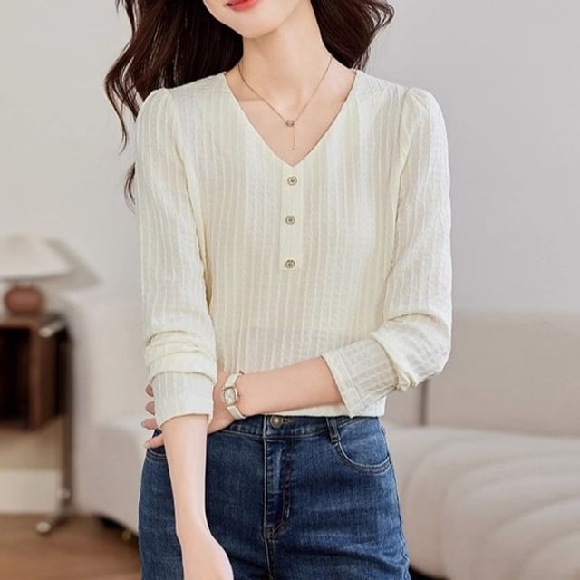 Dragan Pulse-Long Sleeve V-Neck Plain Button Top