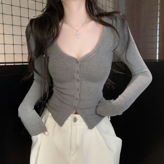 Dragan Pulse-Long Sleeve V-Neck Plain Button Top