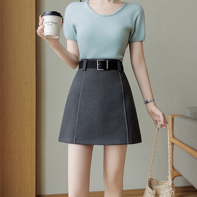 Dragan Pulse-Mid Waist Plain Mini A-Line Skirt