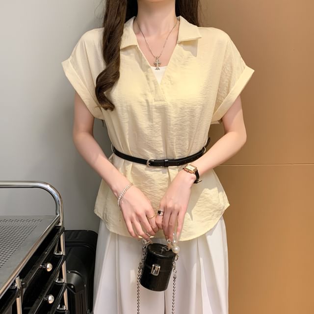 Dragan Pulse-Set Short-Sleeve V-Neck Collared Plain Blouse Belt