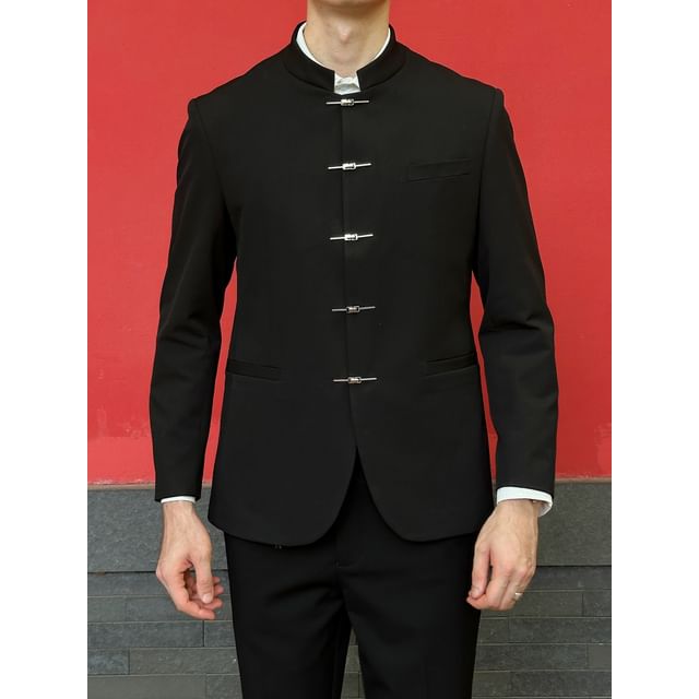 DragonRoad-Stand Collar Plain Buckled Blazer