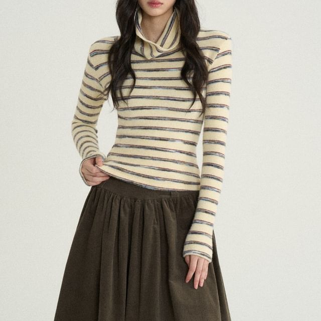 Dreamkura-Long-Sleeve Mock Neck Striped Tee