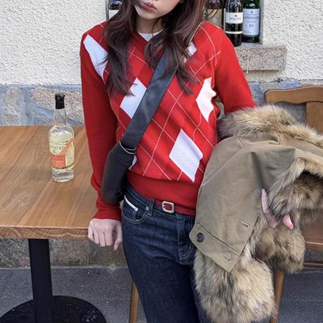 Dreamkura-V-Neck Argyle Sweater