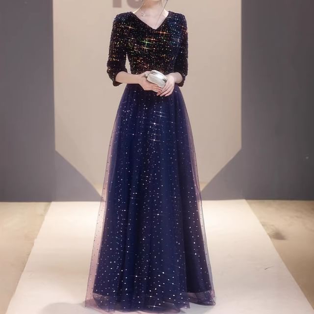 DreesHouse-34-Sleeve V-Neck Sequined A-Line Mesh Overlay Evening Gown